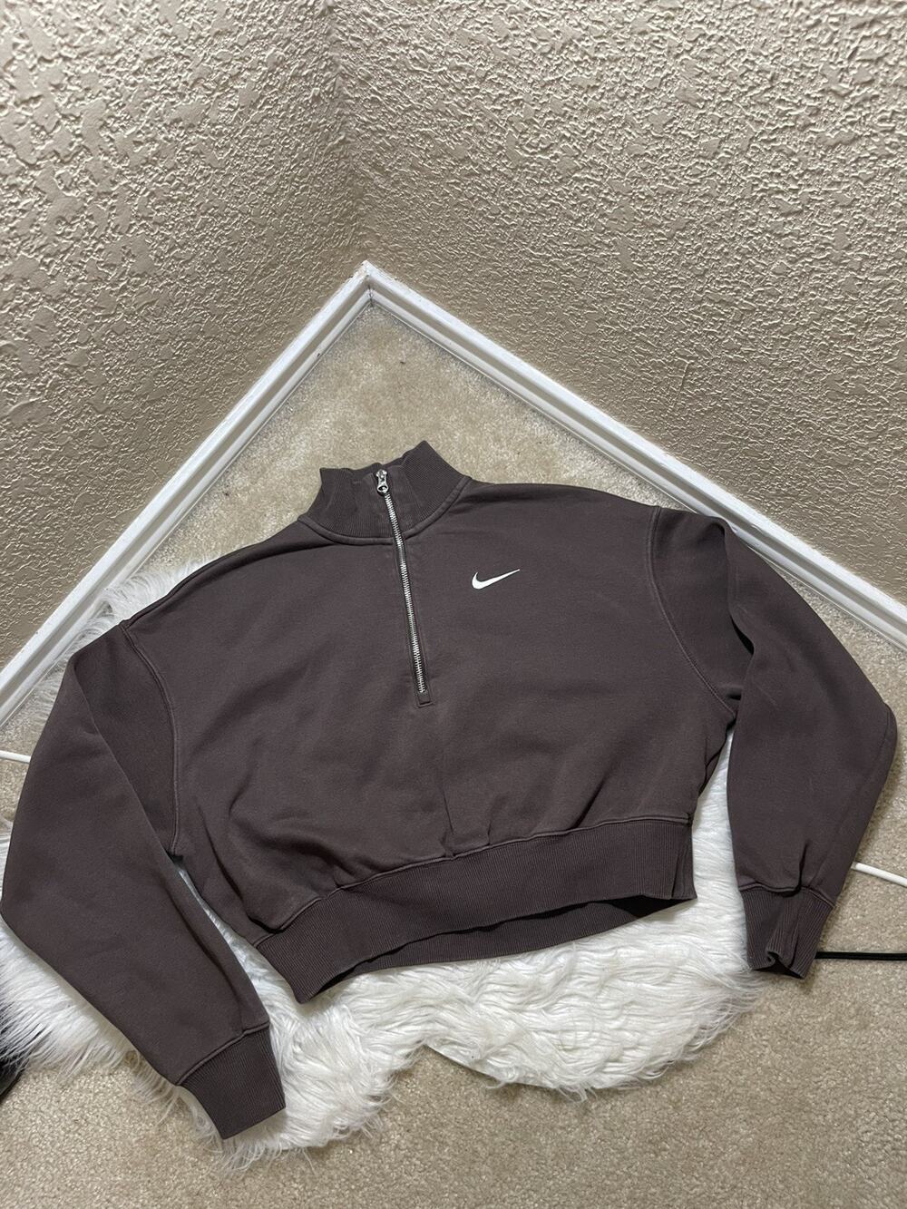 Nike Quarter Zip Women’s Small Cropped Sportswear Phoenix Brown Fleece Pullover